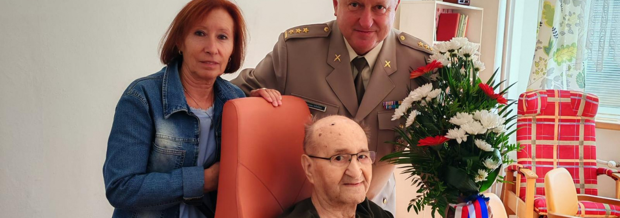 Oslava 90. narozenin plukovníka v. v. Karla Fanty