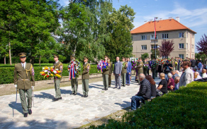 _ank8904.jpg
